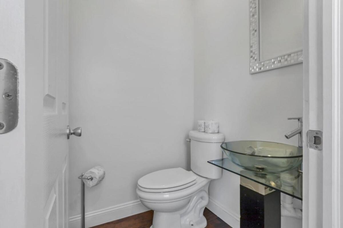 Вилла Housepitality - The Columbus Game House - 2 Br Экстерьер фото