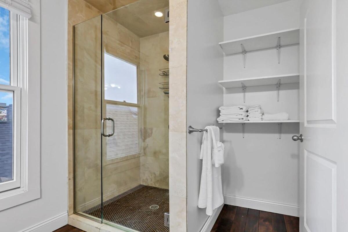Вилла Housepitality - The Columbus Game House - 2 Br Экстерьер фото